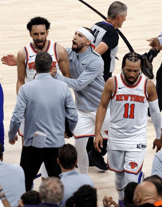 leyucom官网登录入口地址-尼克斯105-95逆袭马刺，1-0领先！我认清了5个现实：文班暴露短板
